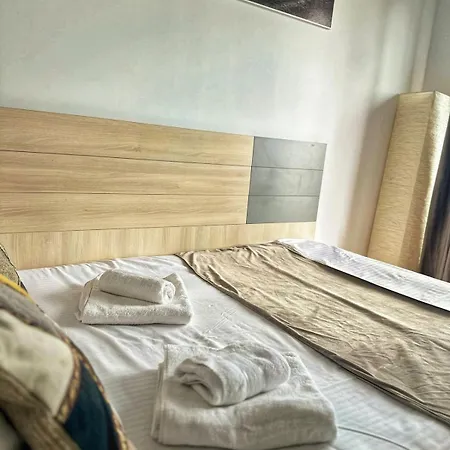 Apartment Amalin Signature