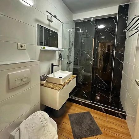 Amalin Signature Apartment